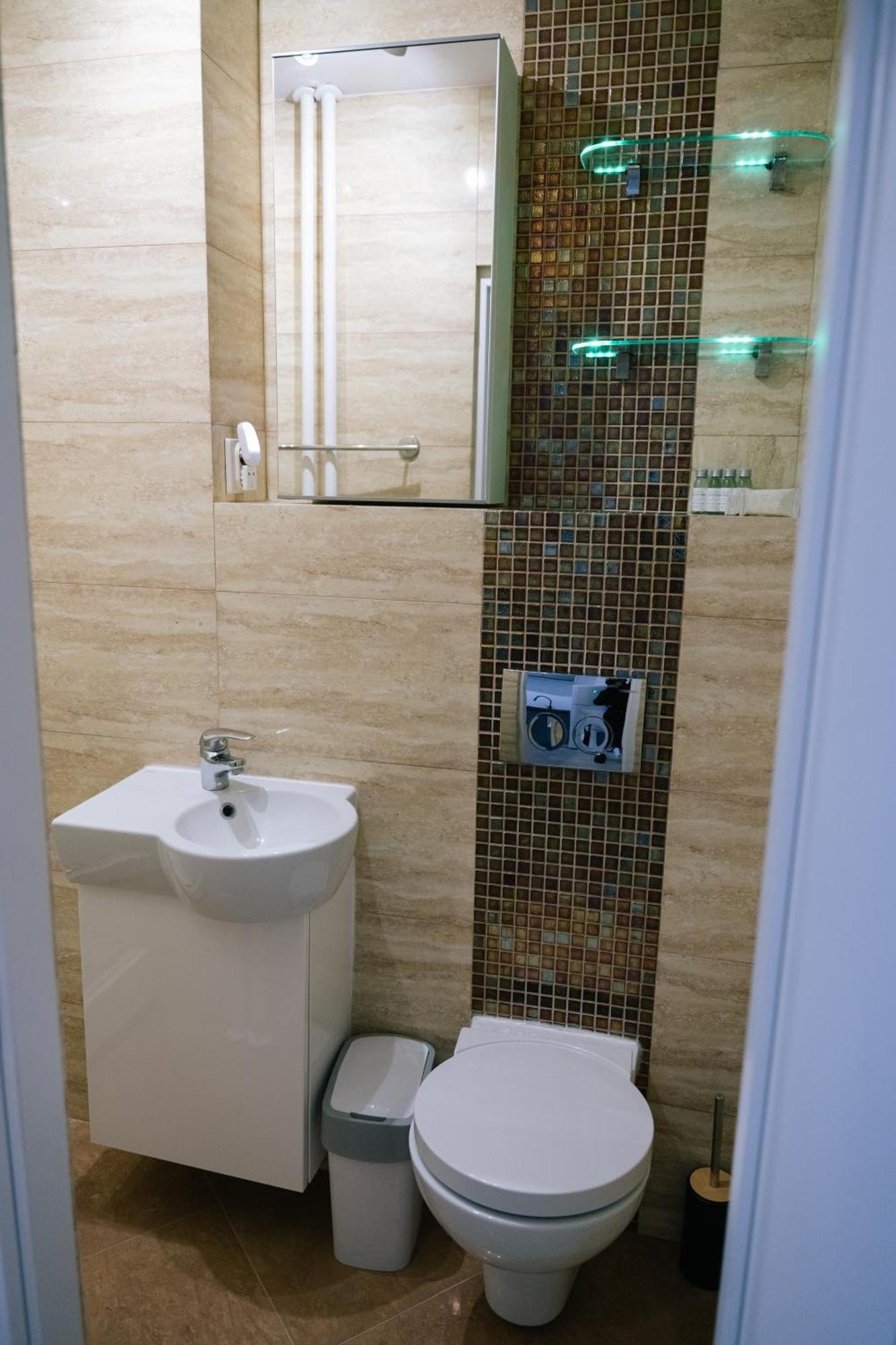 Appartamento Downtown - Location, Metro Nearby - By Rentujemy *